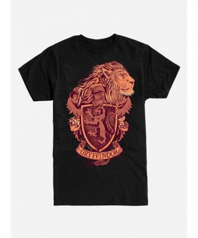 Harry Potter Gryffindor Crest T-Shirt $9.37 T-Shirts